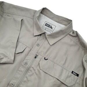 Eddie Bauer Mens Size XXL Gray Short Sleeve Tech Shirt Zip Pockets Outdoor NWT‎